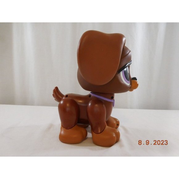 Littlest Pet Shop Brown Blue Eyes Walking Dog 9” x 7” Tested Works  TM & MGA Toy - Picture 3 of 9